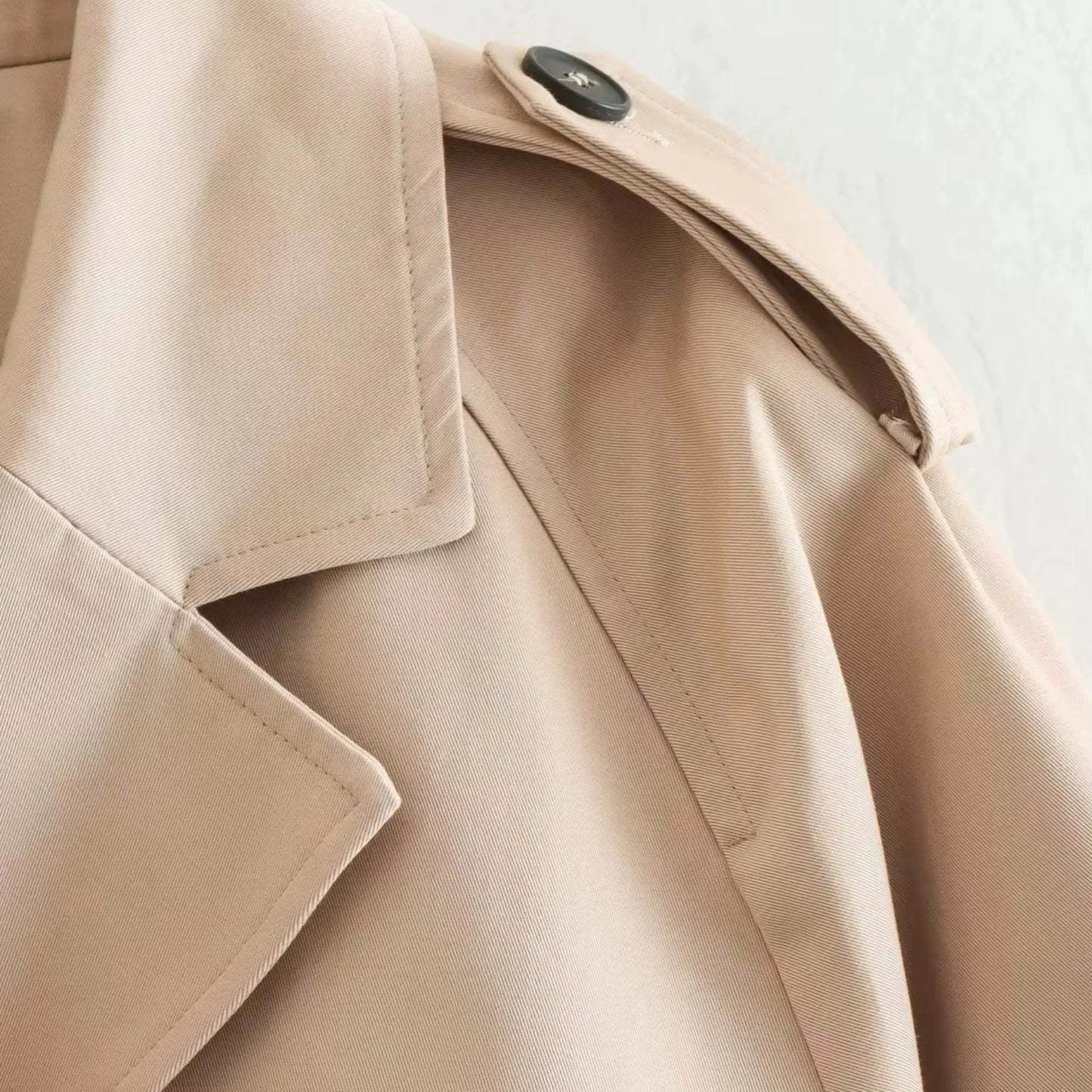 Cropped Trenchcoat Dam – Kort Jacka med Bälte – Elegant Vårjacka & Streetwear