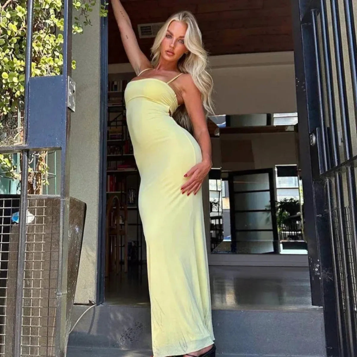 Damens Mjölksilke Maxiklänning | Elegant Rygglös Bodycon Sommarklänning