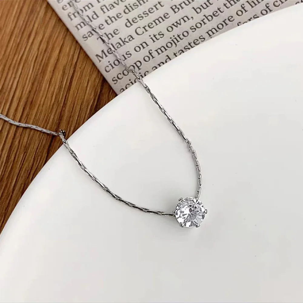 Minimalistiska Guldpläterad Halsband | Elegant Rund Design med Zirkon Dam