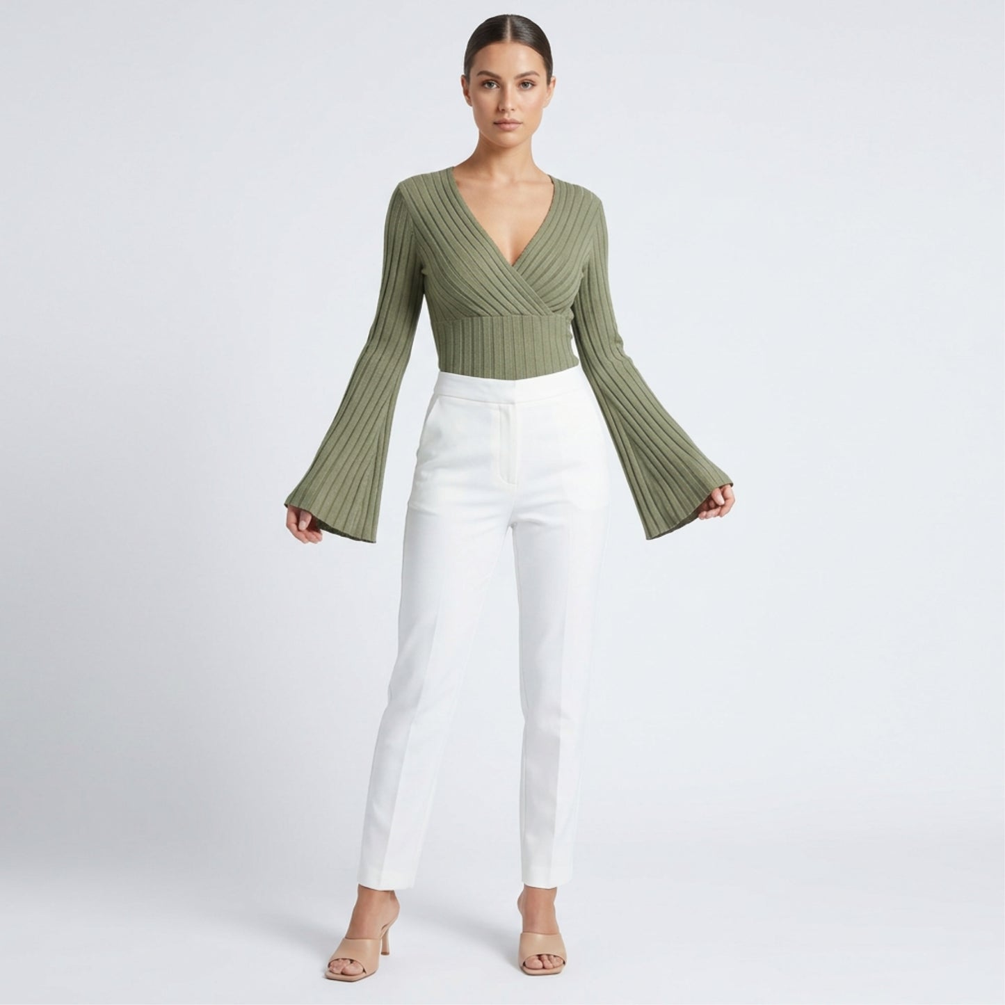 Ribbad Topp Dam – Slim Fit Långärmad Tröja med Flared Ärmar