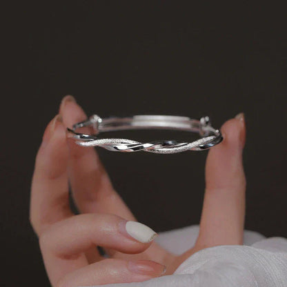 Elegant Minimalistiskt Armband i Sterlingsilver – Justerbart & Lätt Unisexarmband