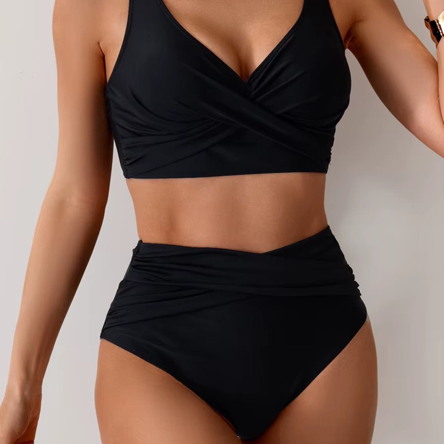 Högmidjad Bikini Dam – Push Up Bikini Set med V-ringning & Formande Passform