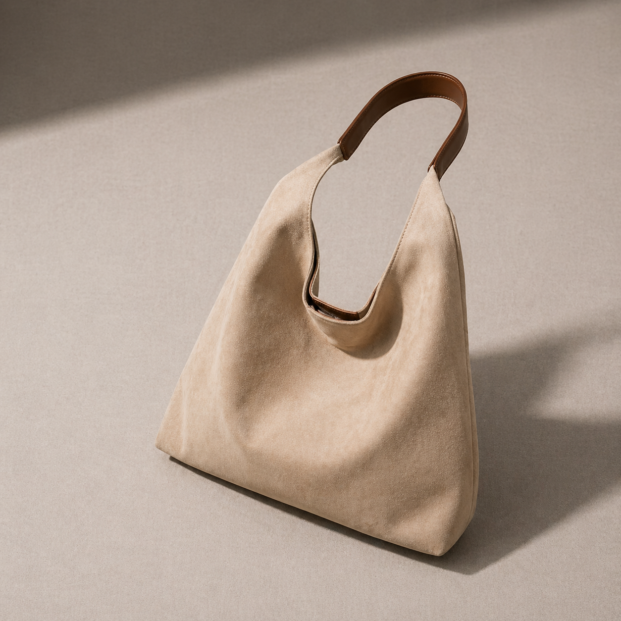 Dam Väska i Mocka Stil – Stor Axelväska med Hög Kapacitet Vintage Design